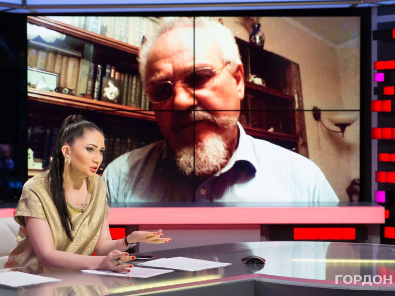 Зубов: Коли Путіна вдаряє сильний, він б'є по слабкому