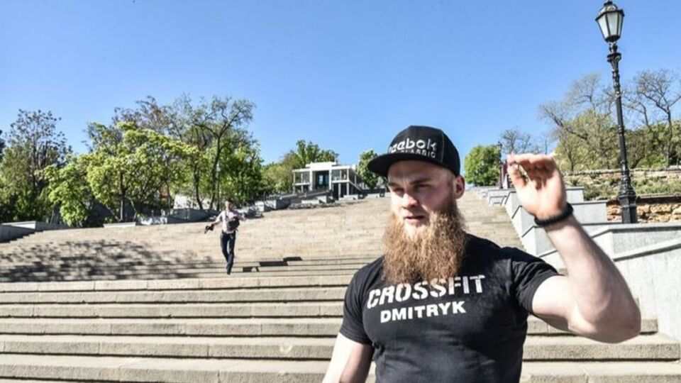 Дмитрук покорил Потемкинскую ленту со штангой