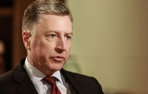 Волкер предупредил, что РФ будет находиться под бессрочным гнетом санкций