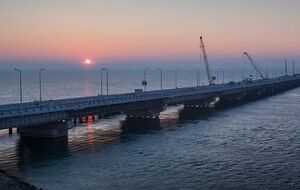 В числе первых по мосту проедут сотни байкеров из мотоклуба "Ночные волки"