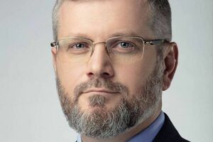 Олександр Вілкул про фразу "Танки бруду не бояться": Зважаючи на те, що цей девіз так бісить різних упирів, то може зробити його гаслом виборчої кампанії?