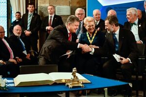 Порошенко впевнений, що в ЄС не втомилися від України