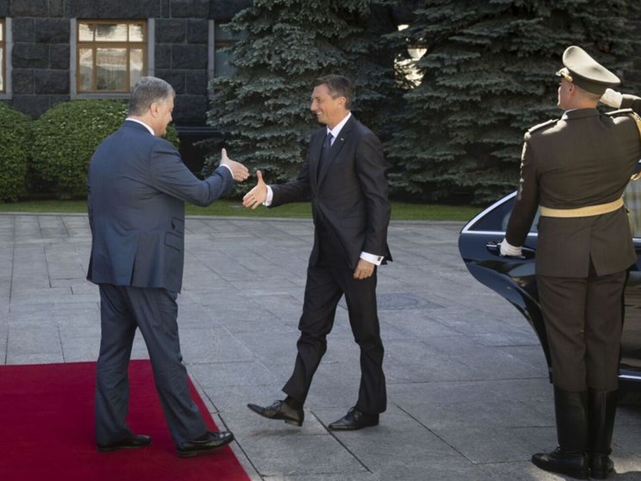 Президент Украины Петр Порошенко принял в Киеве главу Словении&nbsp;Борута Пахора