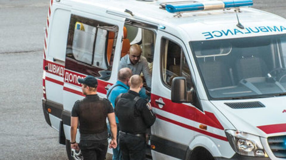 Найем в результате драки в центре Киева получил перелом челюсти