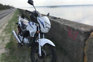 Мотоцикл Honda похитили из-под здания Апелляционного суда Киева