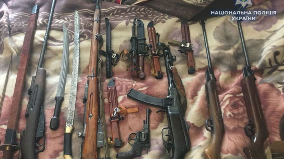 В доме жителя Ровно нашли арсенал оружия