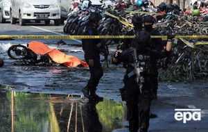 Взрывы устроили террористы-смертники на мотоциклах