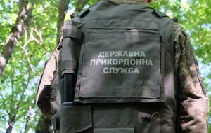 Пограничники задержали мужчину возле поселка Тарамчук