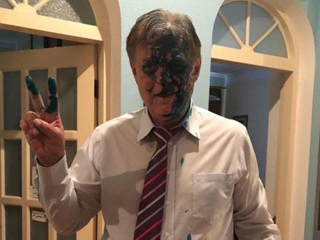 Глава Россотрудничества Воробьев после нападения в центре Киева