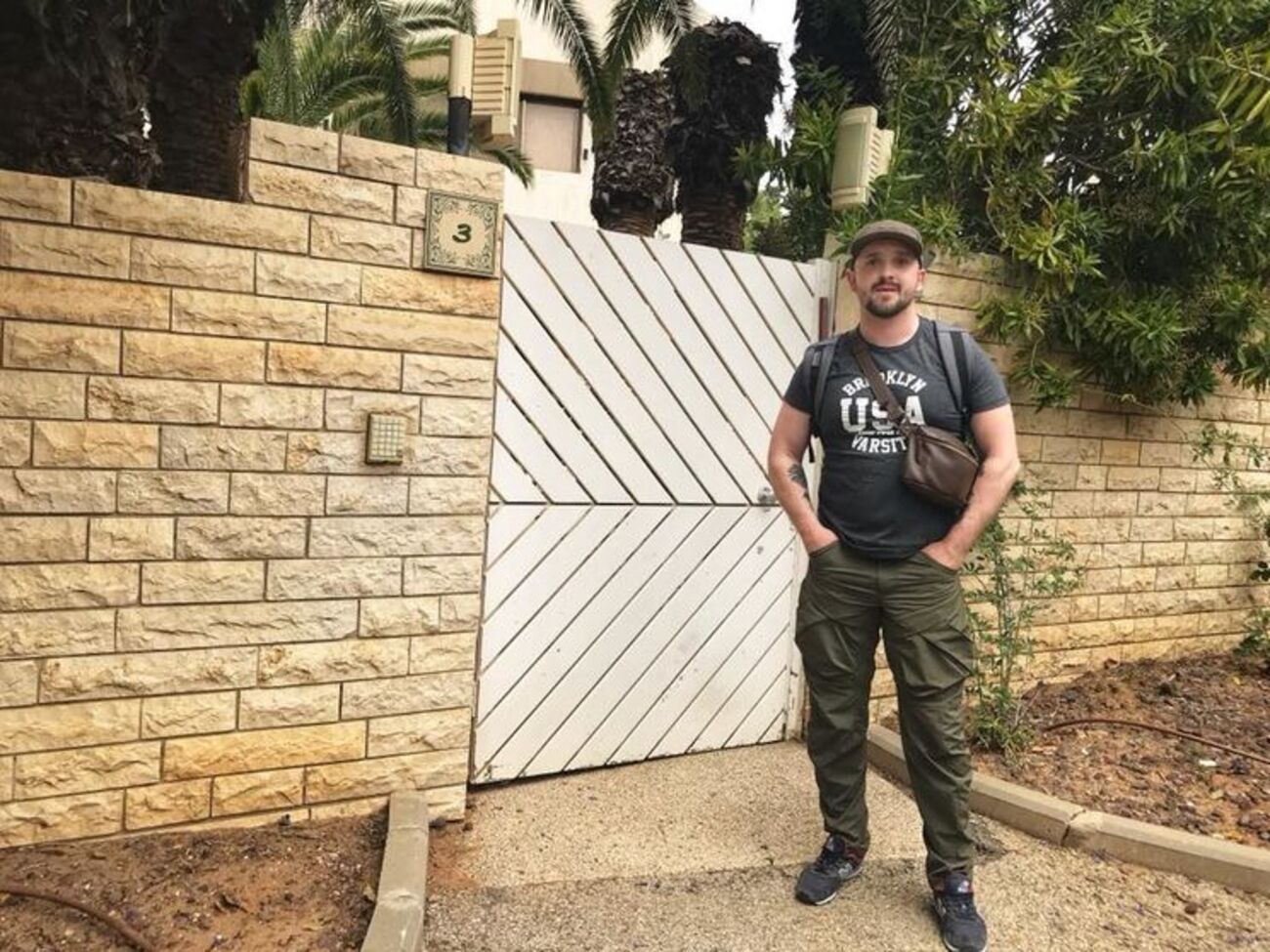 Василий Крутчак:&nbsp;Сама вилла по адресу, по которому зарегистрирован Вадим, имеет немножко жлобский вид