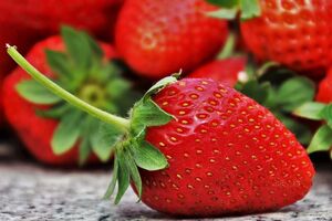 Полезные вещества клубники содержатся в ее семечках