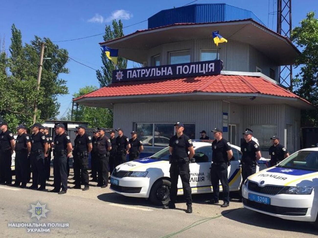 Поліцейські дислокуватимуться на блокпостах у трьох прикордонних районах та контролюватимуть основні траси
