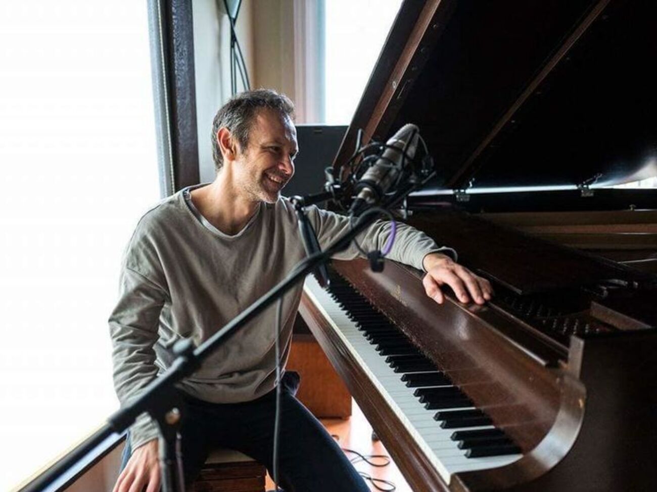 Вакарчуку исполнилось 43 года