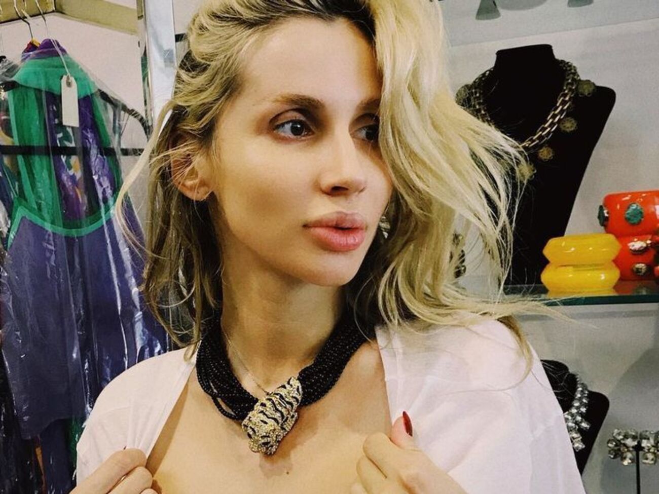 Вагітна Loboda показала форми