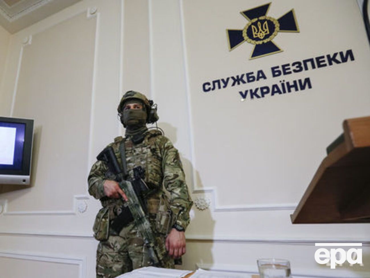 СБУ проводить обшук в офісі "РИА Новости Украина", до будівлі нікого не пускають