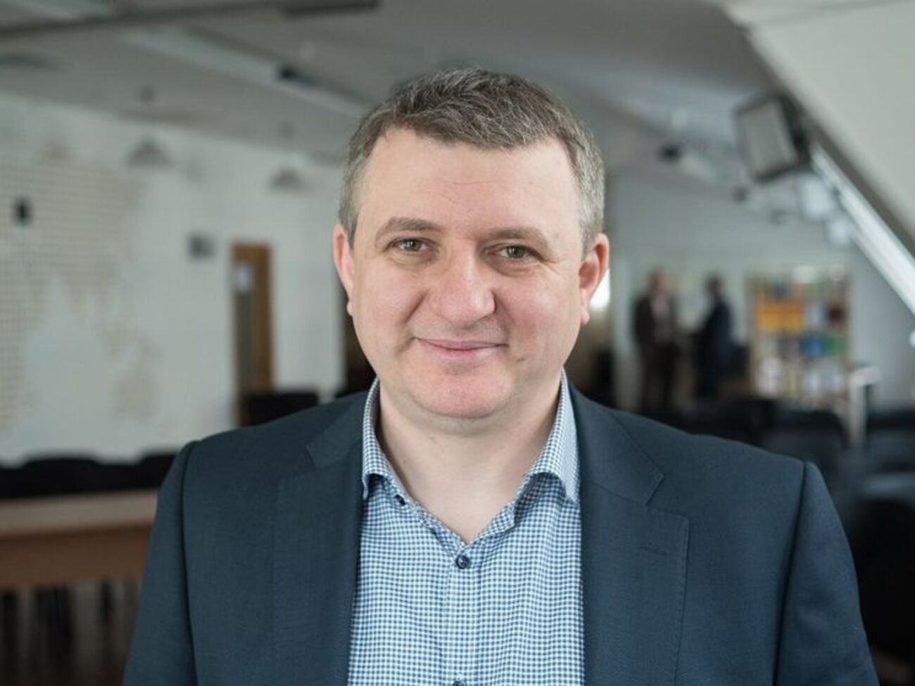 Спробував послухати "Свободу слова". Юля ліниво відстрілюється від Гончаренка. Той дитячими грудьми закриває амбразуру дота Порошенка, що розвалюється