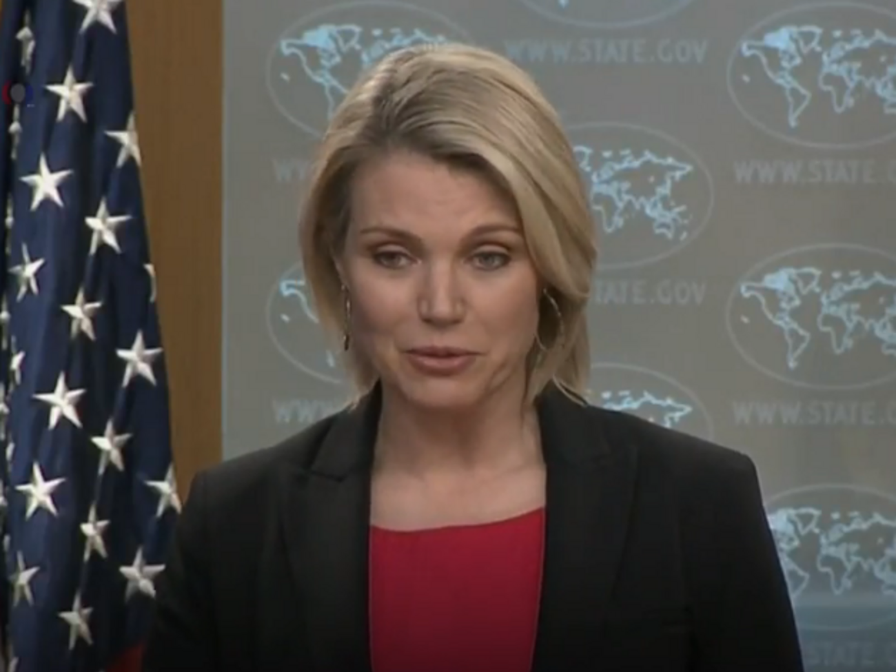 Нойерт не смогла сдержать усмешки, когда говорила о транспортном переходе между РФ и Крымом