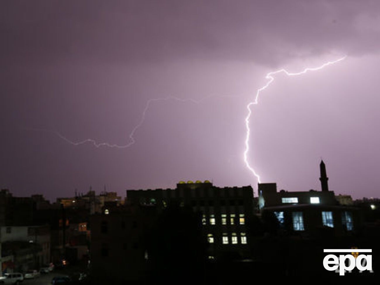 Синоптики попередили про негоду в західних областях України