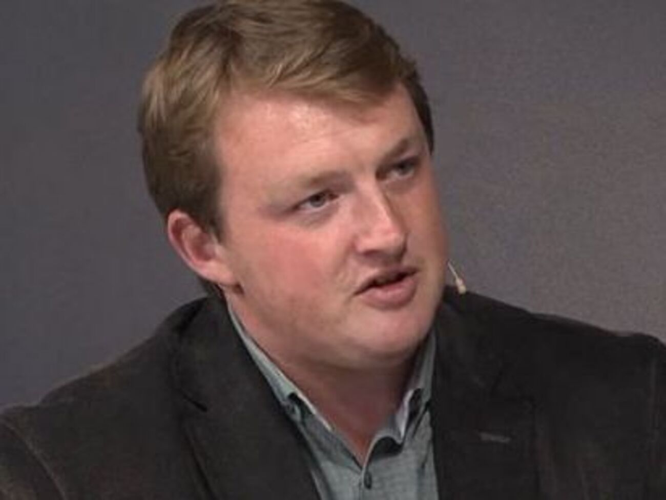 Путін побудував міст у Крим. На такі речі Росія грошей ніколи не шкодувала. По-перше, це пропаганда. По-друге, можна багато вкрасти