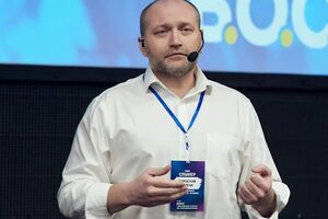 Мені плювати, що Путін відкрив міст у Криму. Це його геморой. Нехай він із ним і розбирається. Мене більше турбує, що в Києві недостатньо мостів