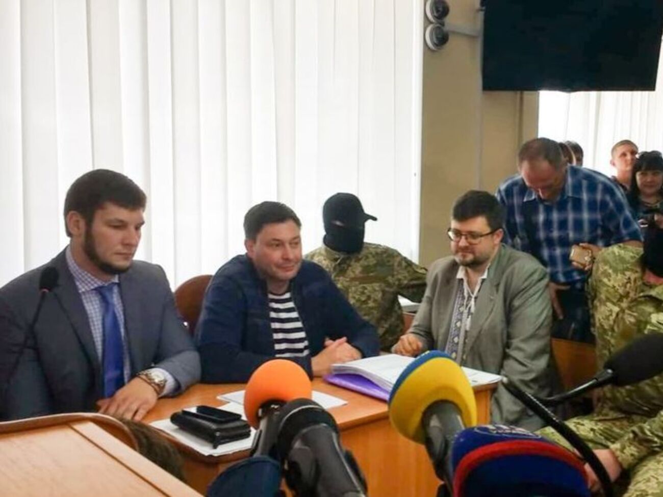 Вишинський своєї провини не визнає