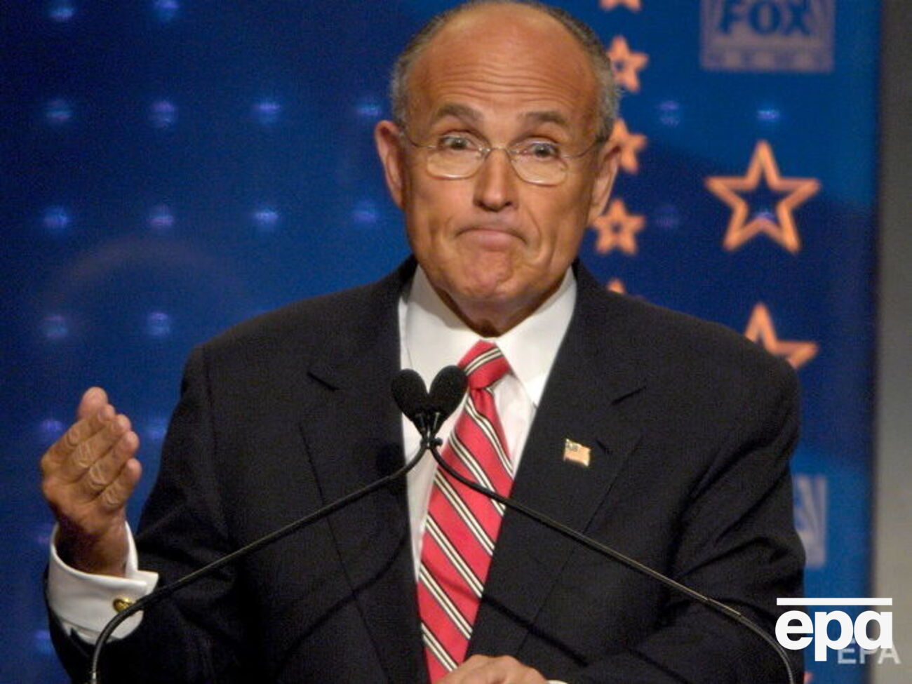 Джулиани (на фото) подчеркнул, что так называемое российское дело закончено, но в офисе Мюллера отказываются это признавать