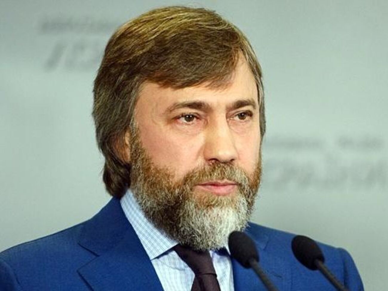 Вадим Новинський: У цьому ура-патріотичному передвиборчому угарі багато хто геть забуває, що саме завдяки церкві все ще зберігається нехай слабка, але єдність усіх українських земель