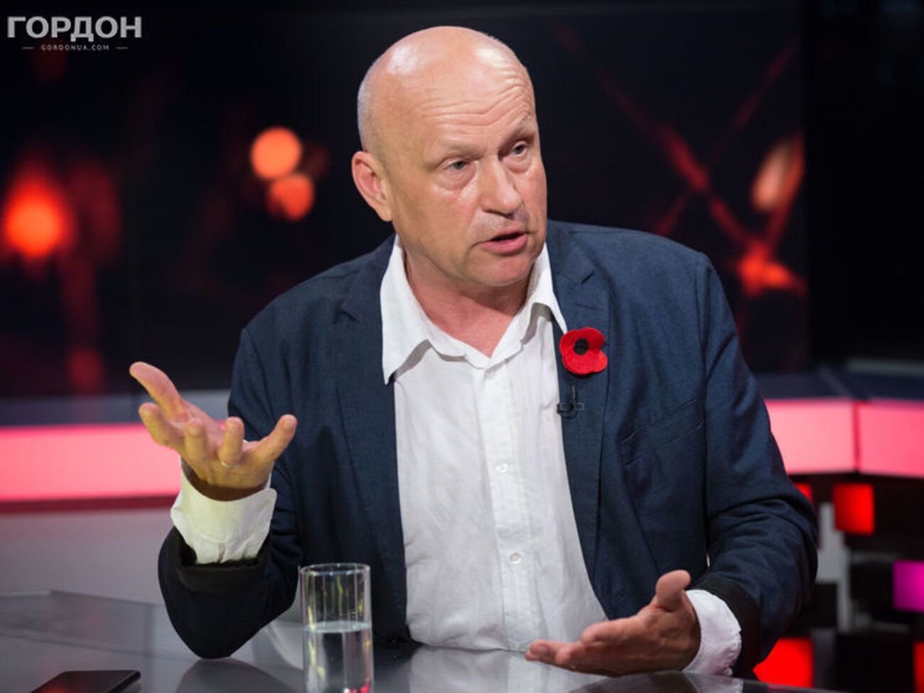 Рыбачук: Левочкин&nbsp;англоязычный. Говорили, что он перевез в США часть своих активов