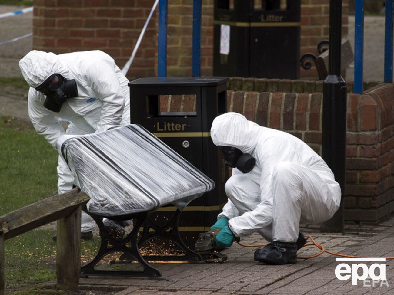 Скрипаля отравили в Солсбери