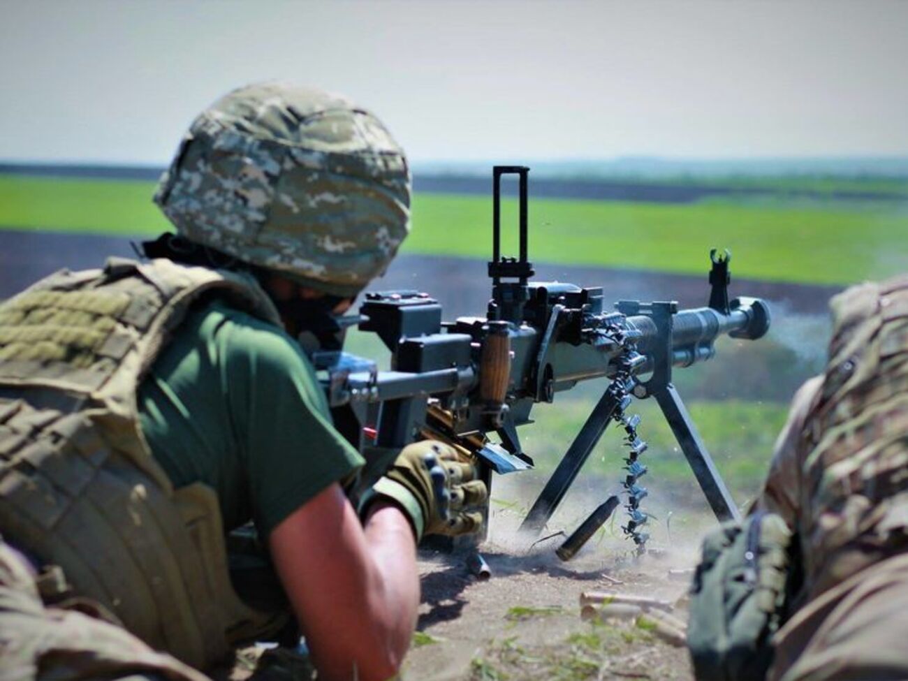 Украинские военные ликвидировали шестерых боевиков, еще одного ранили