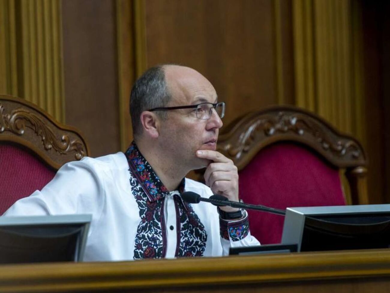 Парубій про обрання членів ЦВК: Я не можу вийти в зал із цим питанням, поки не завершено консультацій, поки немає 226 голосів