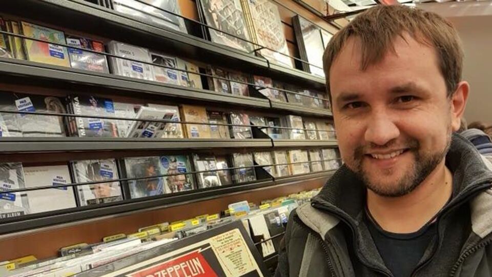 В'ятрович уважає, що перенесення вихідного допоможе "впевнено рухатися вперед"