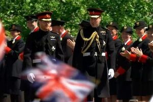 Принци Вільям і Гаррі приїхали в каплицю