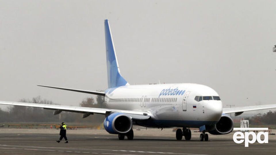 Самолет Boeing 737 вернулся на аэродром вылета