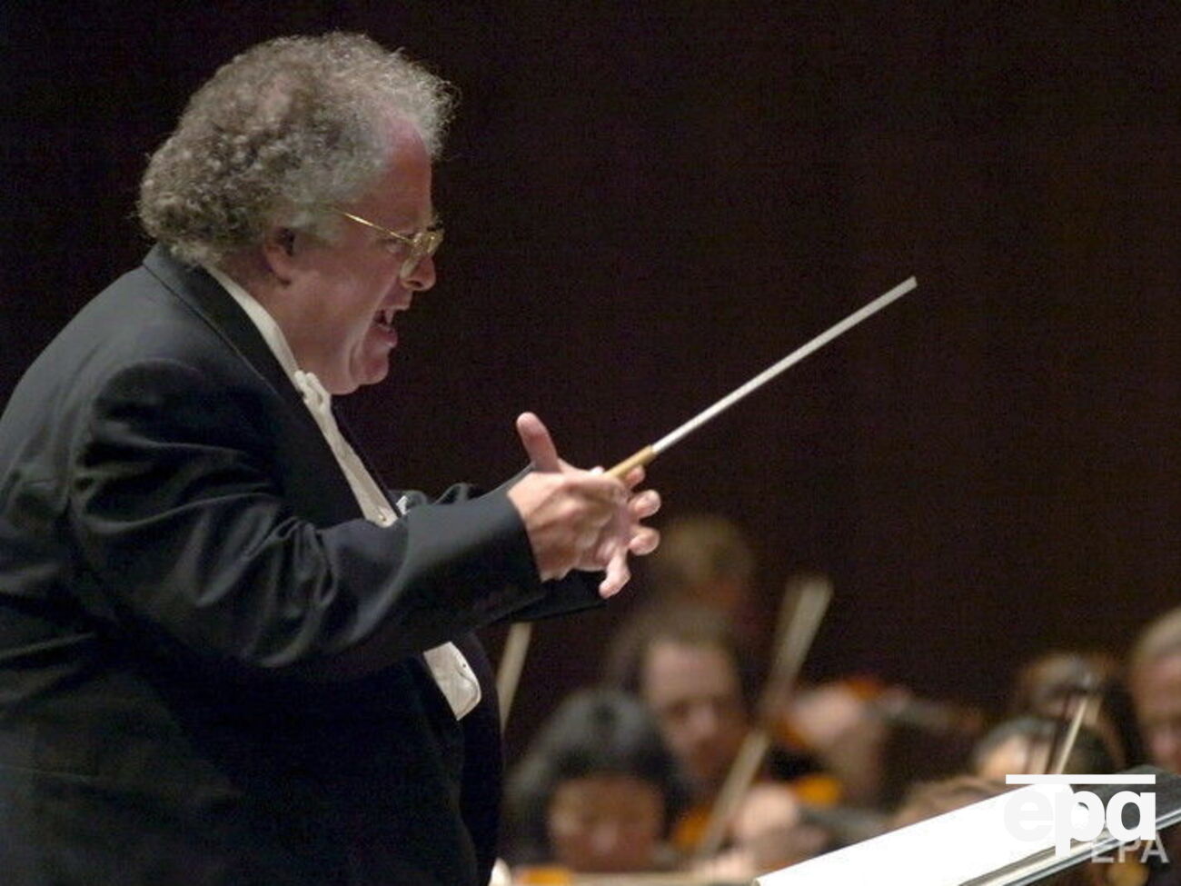 Метрополитен-опера требует от Ливайна $5,86 млн