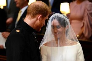 Гаррі і Меган стали чоловіком і дружиною