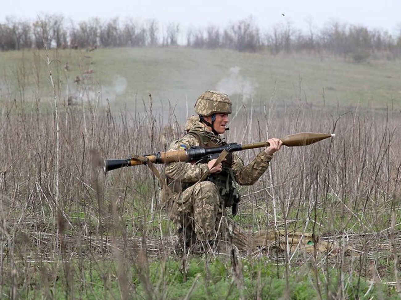 Українських військових обстрілювали на донецькому та луганському напрямках