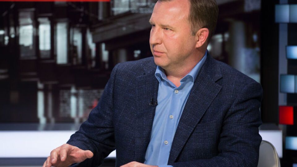 Макаренко: На "Курську" стався ланцюг подій, несприятливих для екіпажу, прорахунки командування і повна відсутність навичок аварійно-рятувальних операцій у служб