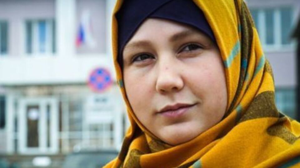 Жена Абдуллаева заявила, что ее мужу до сих пор не поставили диагноз