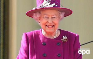 Елизавета II посетила Кенсингтонский дворец