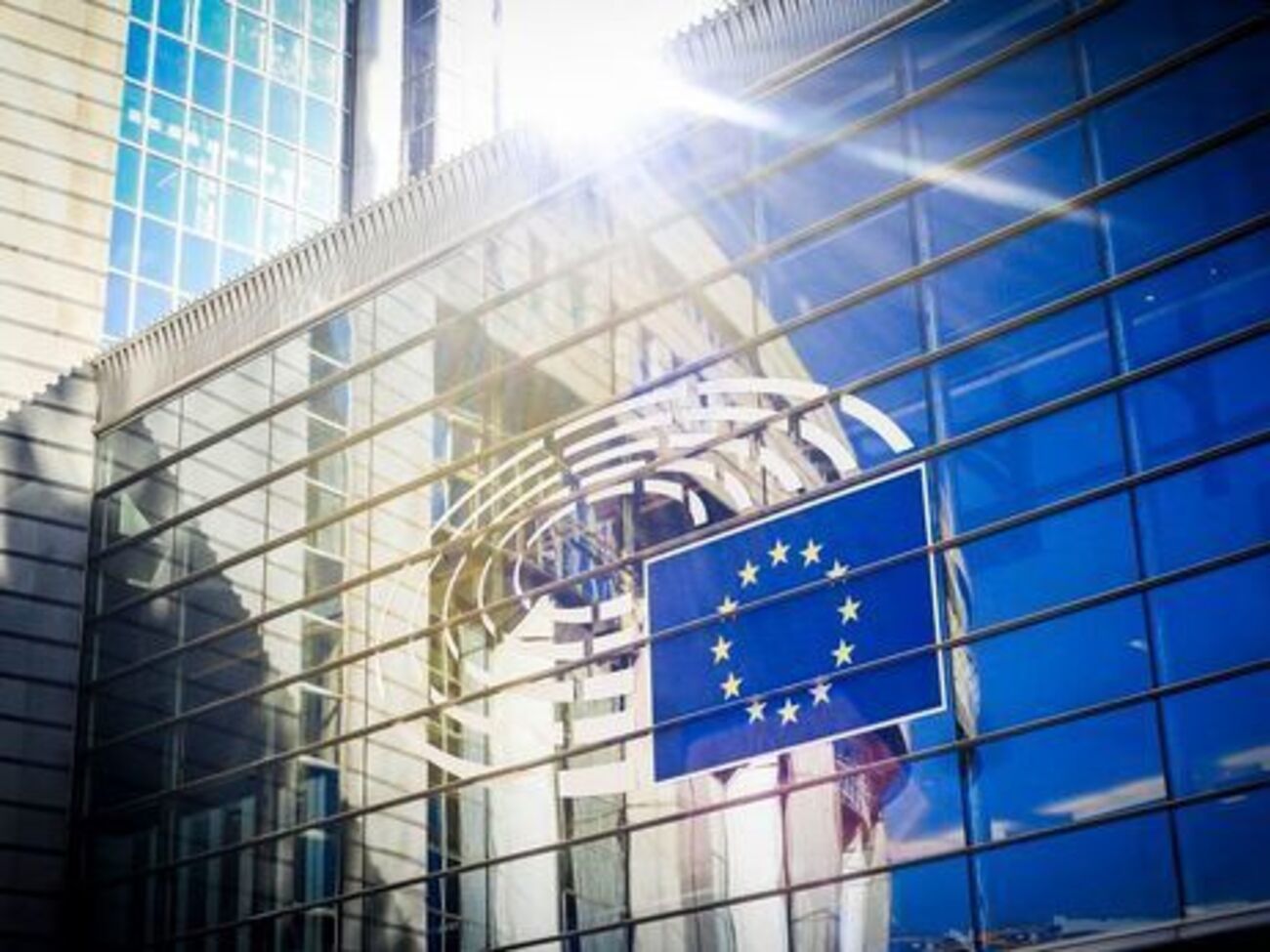 Европарламентарии предлагают ввести новые санкции по отношению к близким к Кремлю российским бизнесменам