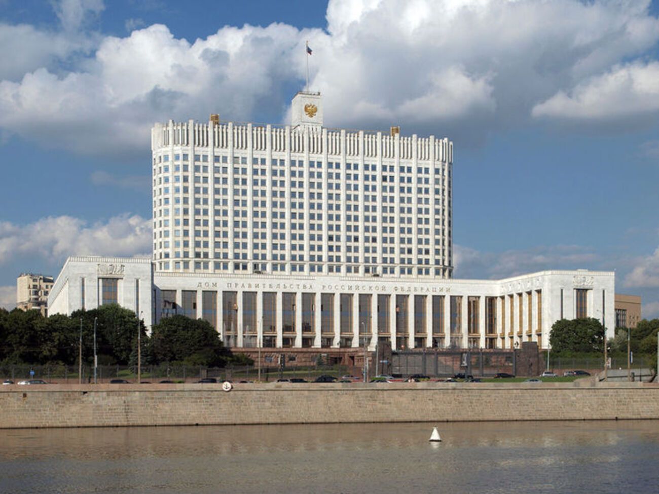 Состав правительства утвердили 18 мая