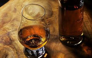 Віскі було виготовлено у 1926 році, а розлито у 1986 році