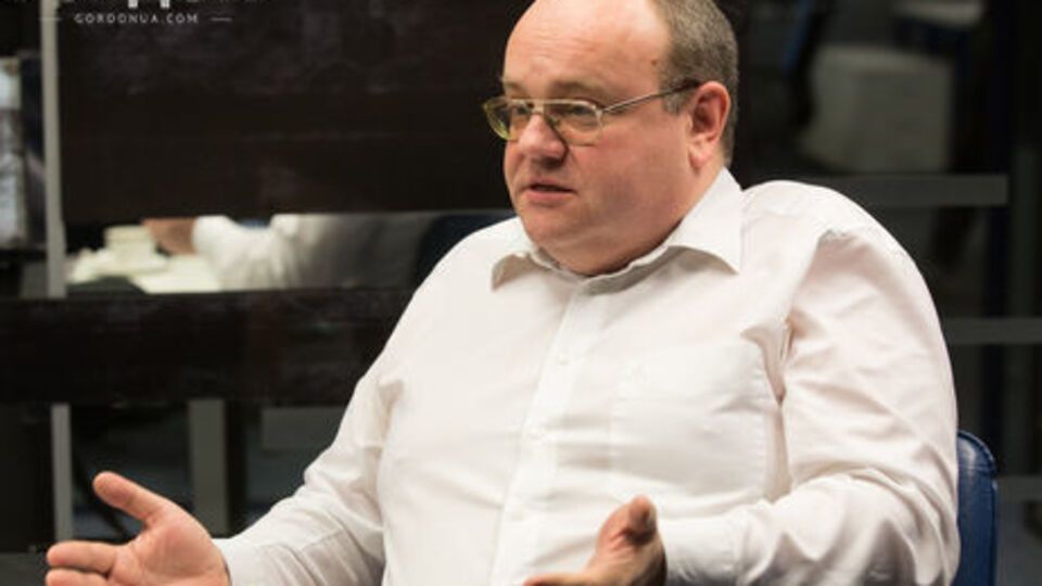 По словам участников, модератор дискуссии Александр Чиж никак не отреагировал на слова Франкова (на фото)