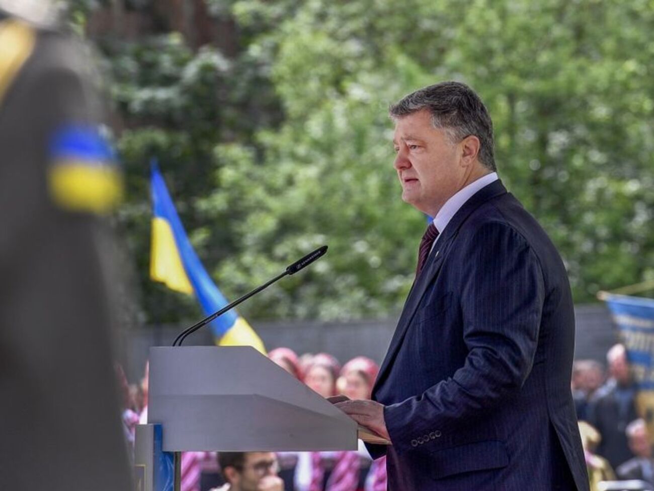 Порошенко: Де ідеологічні диверсанти РФ занурилися найглибше, вони паралізували волю та спротив