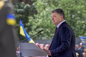 Порошенко: Де ідеологічні диверсанти РФ занурилися найглибше, вони паралізували волю та спротив