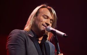 Олег Винник став співаком року