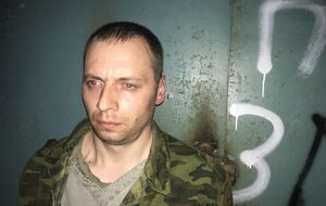 Один из задержанных боевиков, которого передали сотрудникам СБУ