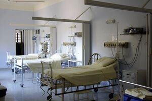 У миколаївській школі сьогодні розпорошили невідому речовину, 36 осіб потрапили до лікарні