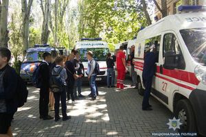 Невідому речовину розпорошили у школі 21 травня, із неї евакуювали приблизно 400 дітей